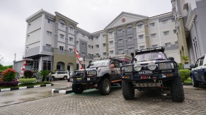 Trans Borneo Expedition 2014      